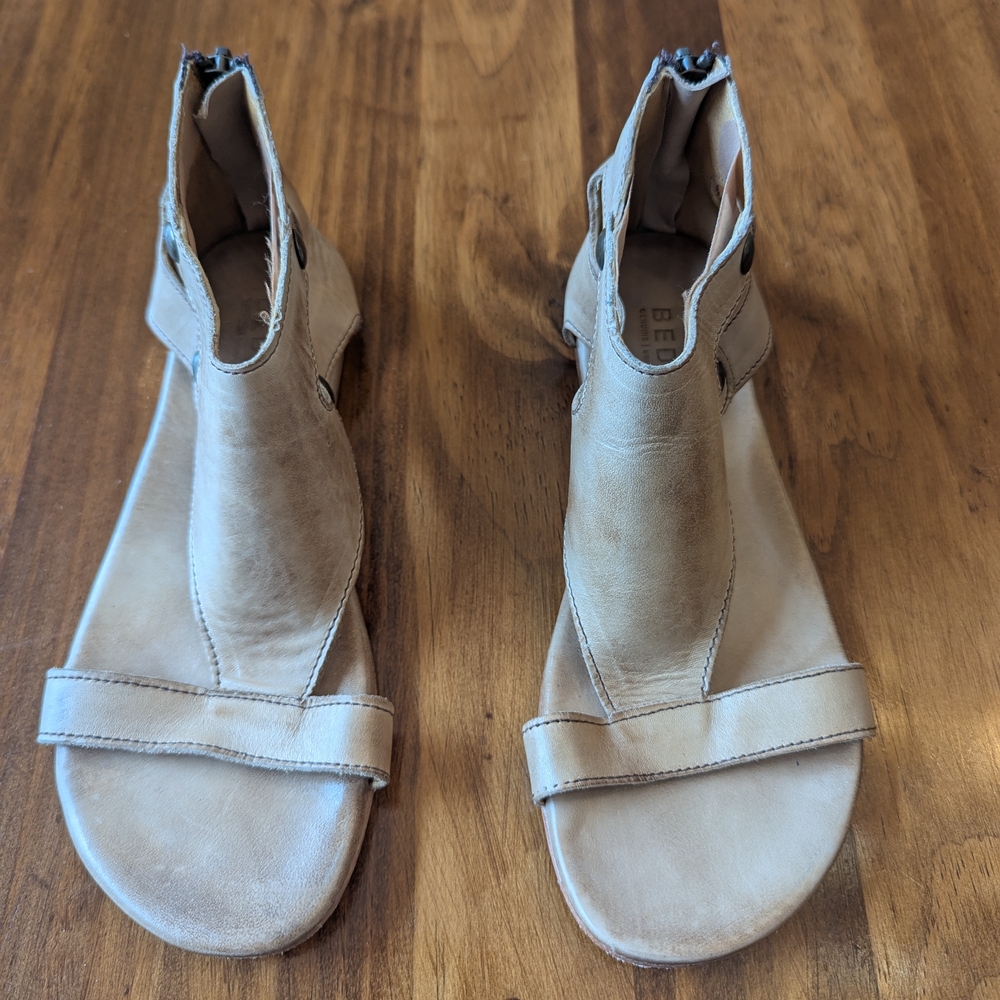 Bed Stu Soto Sandals Size 7 Tan Rustic Color